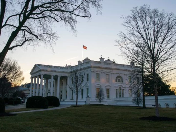 Powdery substance found at White House sent for further testing, Secret Service says