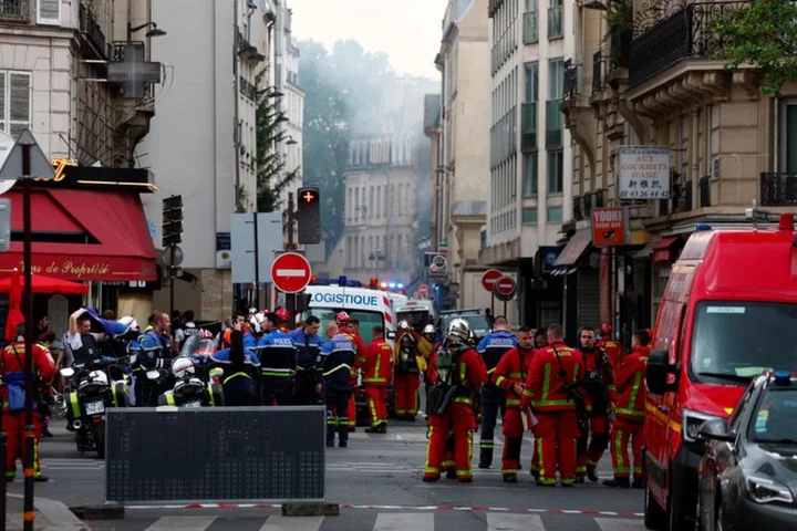 Six people in critical condition, one still missing after Paris blast - prosecutor