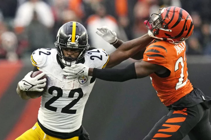 Steelers pile up season-high 421 yards without Canada, beat Burrow-less Bengals 16-10