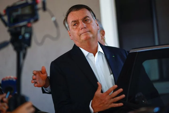 Brazil prosecutors seek to strip pro-Bolsonaro radio station of licenses