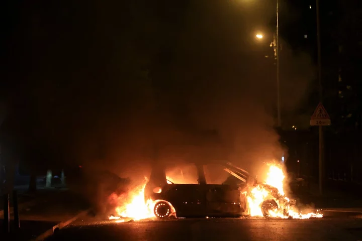 France riots - latest: Paris burns for third night as cars torched and streets barricaded over teen shooting