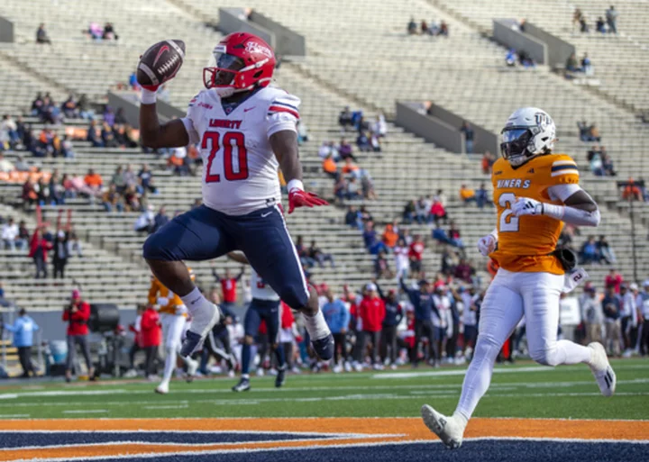 Liberty finishes 1st perfect regular season in program's 50 years with 42-28 win over UTEP