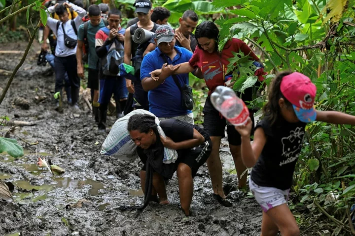Panama says migrant numbers keep surging