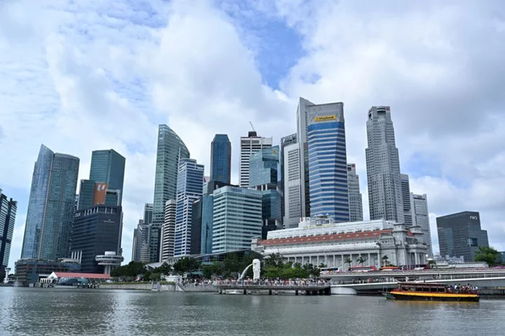 Singapore, Zurich world's most expensive cities - EIU