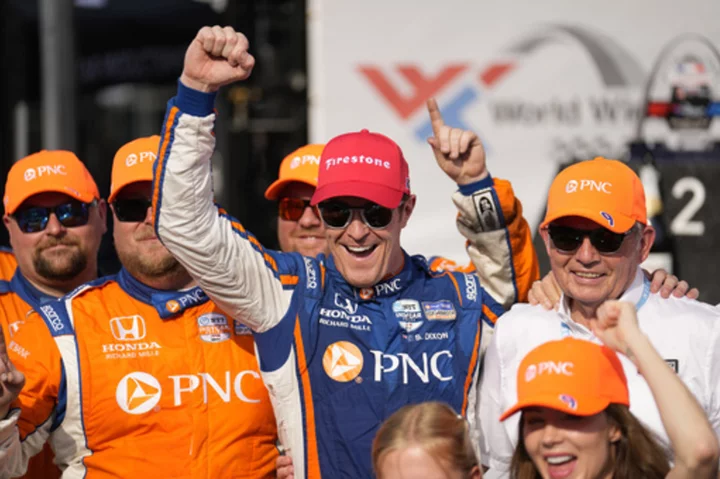 Scott Dixon rallies to win IndyCar season finale and give Ganassi 1-2 finish in final standings
