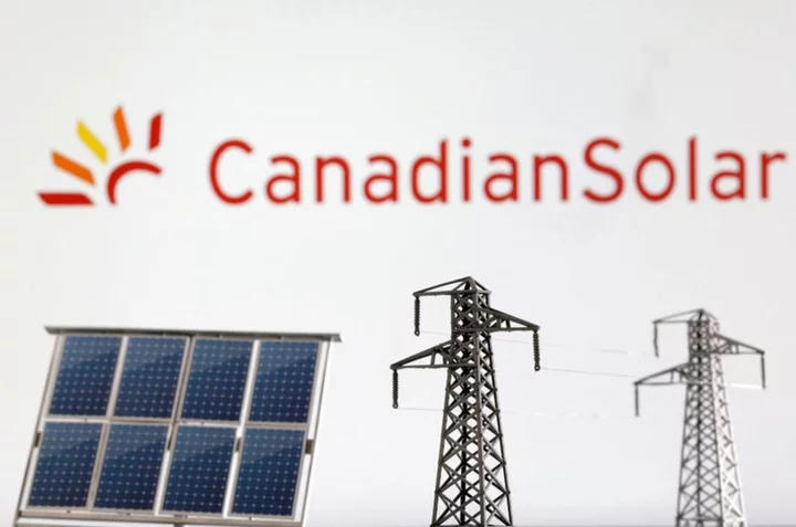 Canadian Solar to invest $800 million to build cell manufacturing plant