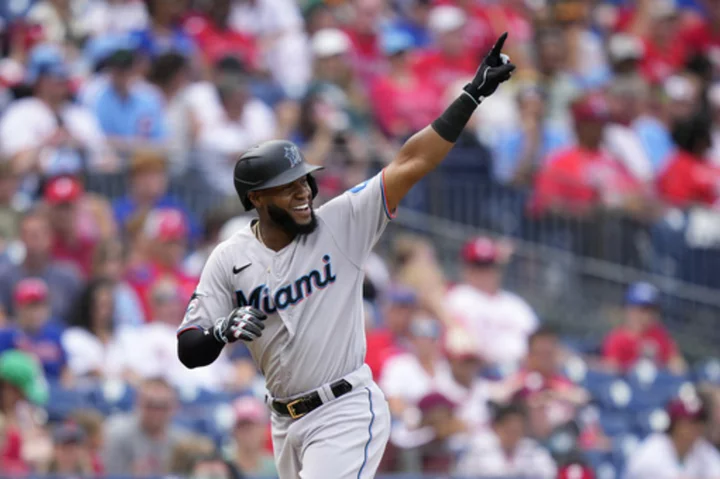 Marlins break up Suárez's no-hit bid in 7th, then rally past Phillies 5-4 on De La Cruz's homer