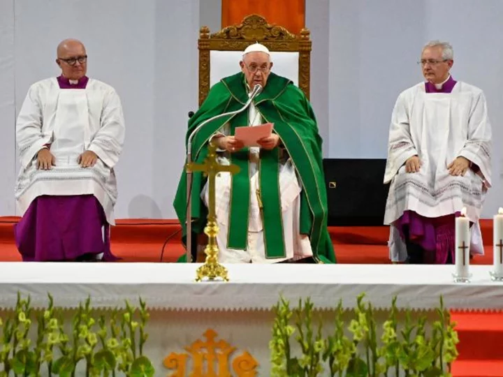 Pope tells Chinese Catholics to be 'good citizens' as he hosts mass in neighboring Mongolia