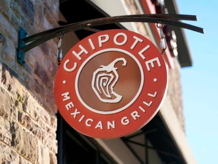 Muslim employee working at Chipotle was subject to religious harassment over her hijab, federal suit says