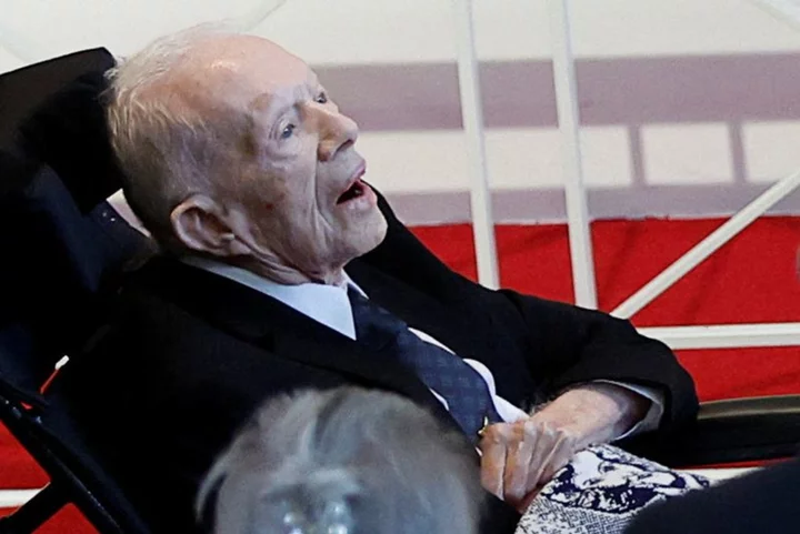 Jimmy Carter makes rare public appearance at his wife's memorial