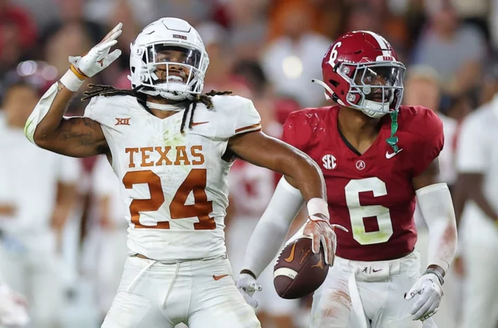 3 biggest reasons why Texas beat Alabama in Top 25 matchup