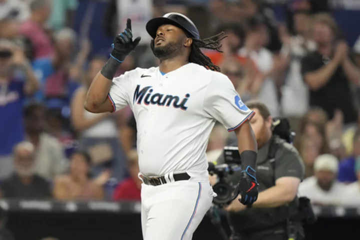 Berti homers twice in 6-1 win as Marlins prevent Brewers from clinching NL Central